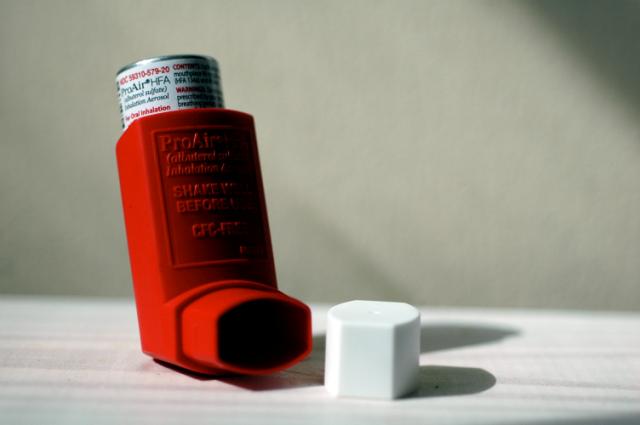 red inhaler